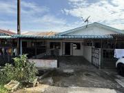 100 Loan Allamanda Malihah