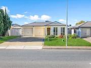 100 Pridham Boulevard, Aldinga Beach, SA 5173