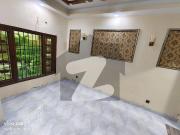 100 yard house for rent