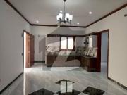 100 Yard Proper One Unit Wel Maintained Banglow Is...