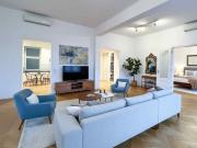 1010! Elegante 4 Zimmer Altbauwohnung direkt am...