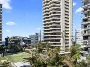 10/15 Pacific Street, Main Beach, QLD 4217