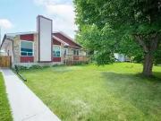 1016 Dugas St, Winnipeg, MB, R2J 1A2 house for sale Listing.