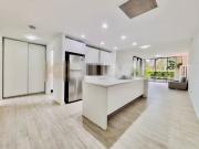 101 Dalmeny Ave, Sydney