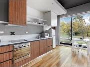 102/320 St Kilda Road, SOUTHBANK Apartment for rent...