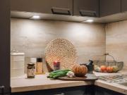 2 Zimmer möblierte und neurenovierte Mietwohnung in... 2 Zimmer möblierte und neurenovierte Mietwohnung in...