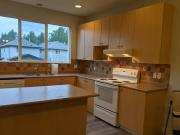 10279 243a St 1 Maple Ridge BC V2W 1Y3 4 Bedroom...