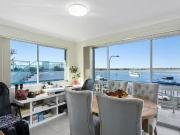10/294 Marine Parade, Labrador, QLD 4215