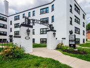 102 & 104 Union Boulevard 102 & 104 Union Boulevard