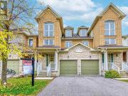 102 5 Mcfarren Boulevard, Mississauga, ON, L5M 7J3...