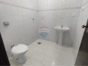 102 Área Útil Casa Alugar, 2 Dormitórios localizado em...