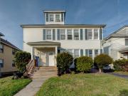 102 Thomaston St, Hartford, CT 06112
