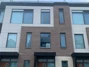 1030 Portage Parkway Th25 Vaughan ON L4K 0K3 3 Bedroom...