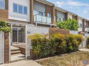 10/33 Arthur Blakeley Way, Coombs, ACT 2611