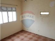 103 M² Casa Alugar, 3 Dormitórios localizado em...