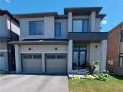 103 Tango Crescent Newmarket ON L3X 0K4 4 Bedroom House...