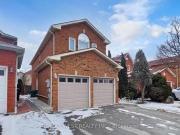 1042 Windsor Hill Boulevard, Mississauga, ON, L5V 1P4...