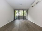 Stylish Contemporary Living in a Prime Location!