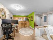 104 3 EDGEMONT BOULEVARD, North Vancouver, BC V7R 2P8...