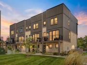 1055 Hampton Cir, Detroit, MI 48207