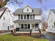 1056 Quilliams Rd, Cleveland Heights, OH 44121