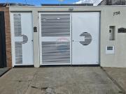 105 Área Útil Casa Alugar, 2 Dormitórios localizado em...