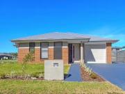 105 Norfolk Street, Fern Bay, NSW 2295