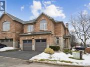 105 Oakhaven Place, Ancaster, ON, L9K 0B6 townhouse for...