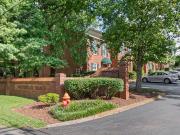 105 Westwood Trce