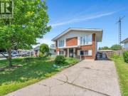 10670 Lambeth Road, Windsor, ON, N8R 1C9 house for sale...