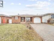 10682 Keating Crescent, Windsor, ON, N8R 1T5 house for...