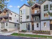 10738 Interlake Ave N, Seattle, WA 98133 [Updated 1/7]