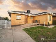 STYLISHLY RENOVATED FAMILY HOME IN PRIME CENTRAL WODONGA... STYLISHLY RENOVATED FAMILY HOME IN PRIME CENTRAL WODONGA...