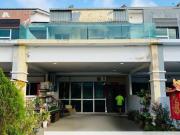 107ft Length Renovated Double Storey Terrace, Jalan...