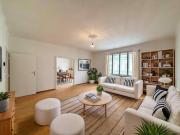1080! Familienfreundliche 3 Zimmer Wohnung direkt auf...
