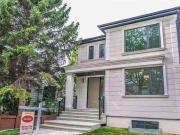 10818 75 Avenue Northwest Edmonton AB T6E 1K2 3 Bedroom...