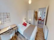 108 Barbusse 105 #7 Chambre