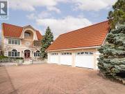 10960 Riverside Drive East, Windsor, ON, N8P 1A4 house...