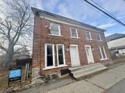 109 Clothier Street West