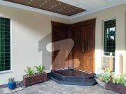10.5 Marla Brand New 2.5 Storey House For Sale In LDA...