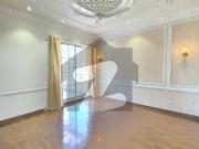 10.5 Marla Corner Faysal Rasool Designed House For Sale...