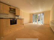 10 Albert Road, Kent TN9, 2 bed flat to rent, £1,450 pcm...