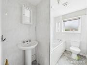 10 Ashlands Road, Weston Rhyn, SY10 7TN