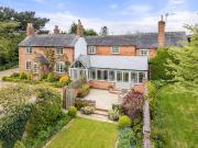 10 bedroom detached house for sale