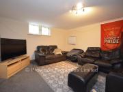 10 bedroom end of terrace house to rent