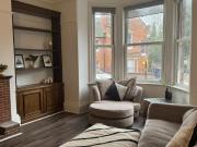 10 bedroom end of terrace house to rent