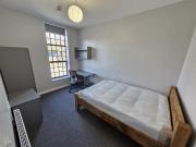 10 bedroom flat to rent