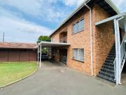 10 Bedroom House For Sale in Sherwood