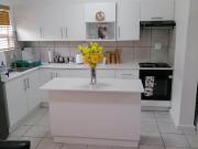 10 Bedroom House in Sidwell