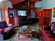 10 Bedroom House in Vincent Heights